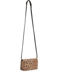 beige bedruckte Clutch von Charlotte Olympia