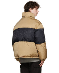 beige bedruckte Daunenjacke von Versace