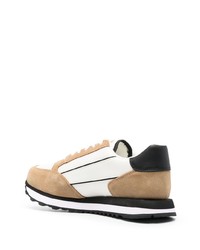 beige bedruckte niedrige Sneakers von Armani Exchange