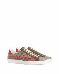 beige bedruckte Segeltuch niedrige Sneakers von Gucci