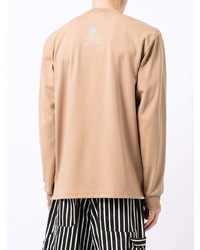 beige bedrucktes Langarmshirt von Mastermind World