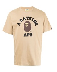 beige bedrucktes T-Shirt mit einem Rundhalsausschnitt von A Bathing Ape