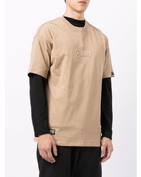 beige bedrucktes T-Shirt mit einem Rundhalsausschnitt von Izzue