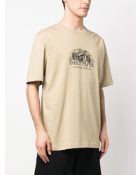 beige bedrucktes T-Shirt mit einem Rundhalsausschnitt von Daily Paper