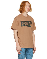 beige bedrucktes T-Shirt mit einem Rundhalsausschnitt von VERSACE JEANS COUTURE