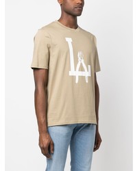 beige bedrucktes T-Shirt mit einem Rundhalsausschnitt von BOSS