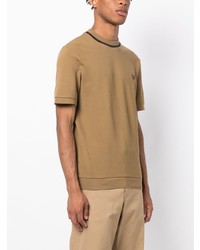 beige besticktes T-Shirt mit einem Rundhalsausschnitt von Fred Perry