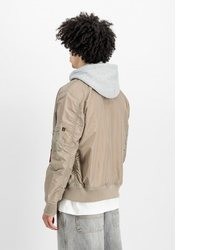 beige Bomberjacke von Alpha Industries