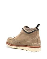 beige Chelsea Boots aus Wildleder von Suicoke