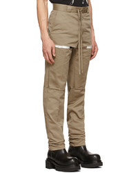 beige Chinohose von TAKAHIROMIYASHITA TheSoloist.