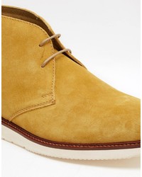 beige Chukka-Stiefel aus Wildleder von Base London