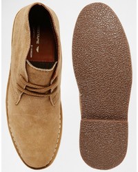 beige Chukka-Stiefel aus Wildleder von Red Tape