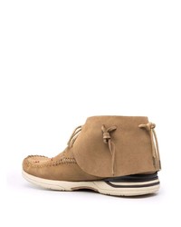 beige Chukka-Stiefel aus Wildleder von VISVIM