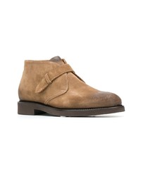 beige Chukka-Stiefel aus Wildleder von Doucal's