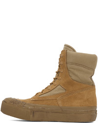 beige hohe Sneakers aus Wildleder von VISVIM