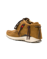 beige hohe Sneakers aus Wildleder von VISVIM