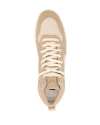 beige hohe Sneakers aus Wildleder von Veja