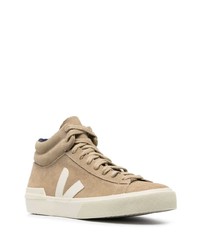 beige hohe Sneakers aus Wildleder von Veja