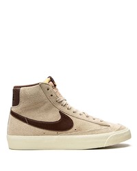 beige hohe Sneakers aus Wildleder von Nike