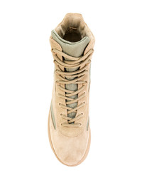 beige hohe Sneakers aus Wildleder von Yeezy