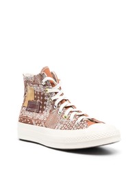 beige hohe Sneakers von Converse