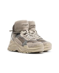 beige hohe Sneakers von Balmain