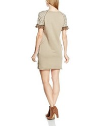 beige Kleid von Mamatayoe