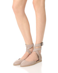 beige Leder Ballerinas von Zero Maria Cornejo