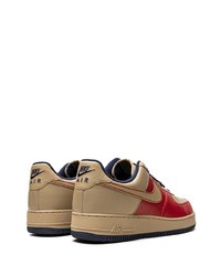 beige Leder niedrige Sneakers von Nike