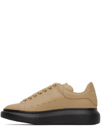 beige Leder niedrige Sneakers von Alexander McQueen