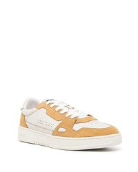 beige Leder niedrige Sneakers von Axel Arigato