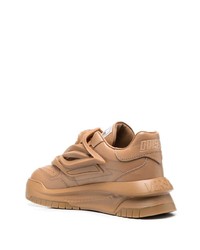 beige Leder niedrige Sneakers von Versace