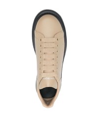 beige Leder niedrige Sneakers von Alexander McQueen