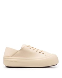 beige Leder niedrige Sneakers von yume yume