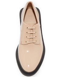 beige Leder Oxford Schuhe von DKNY