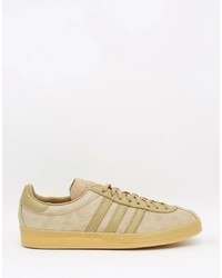 beige Leder Turnschuhe von adidas