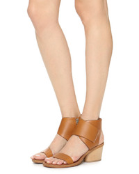 beige Ledersandalen von Derek Lam 10 Crosby