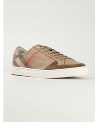 beige niedrige Sneakers mit Karomuster von Burberry