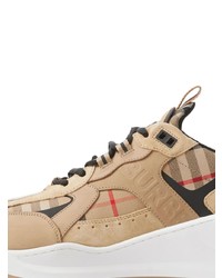 beige niedrige Sneakers mit Karomuster von Burberry