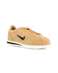 beige niedrige Sneakers von Nike