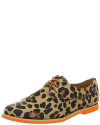 beige Oxford Schuhe mit Leopardenmuster