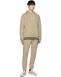 beige Pullover mit einem Kapuze von John Elliott