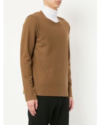 beige Pullover mit einem V-Ausschnitt von Kazuyuki Kumagai