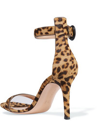 beige Sandalen mit Leopardenmuster von Gianvito Rossi