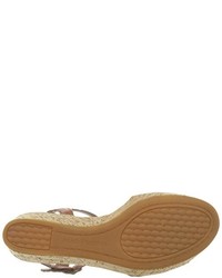 beige Sandalen von Hush Puppies