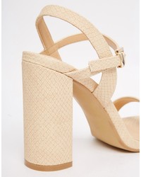 beige Sandaletten von Head Over Heels