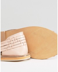 beige Schuhe aus Leder von Asos