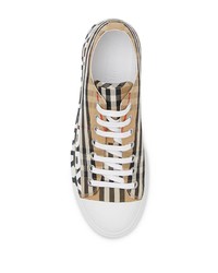 beige Segeltuch niedrige Sneakers mit Karomuster von Burberry