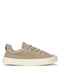 beige Segeltuch niedrige Sneakers von Cariuma