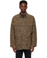 beige Shirtjacke mit Leopardenmuster von Wacko Maria